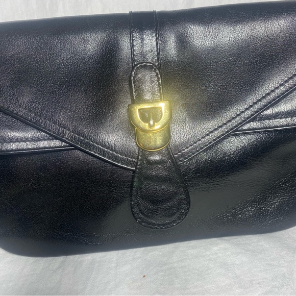 Vintage Mantessa Black Shiny Leather Purse Made in Italy with Gold Hardware - Picture 7 of 13